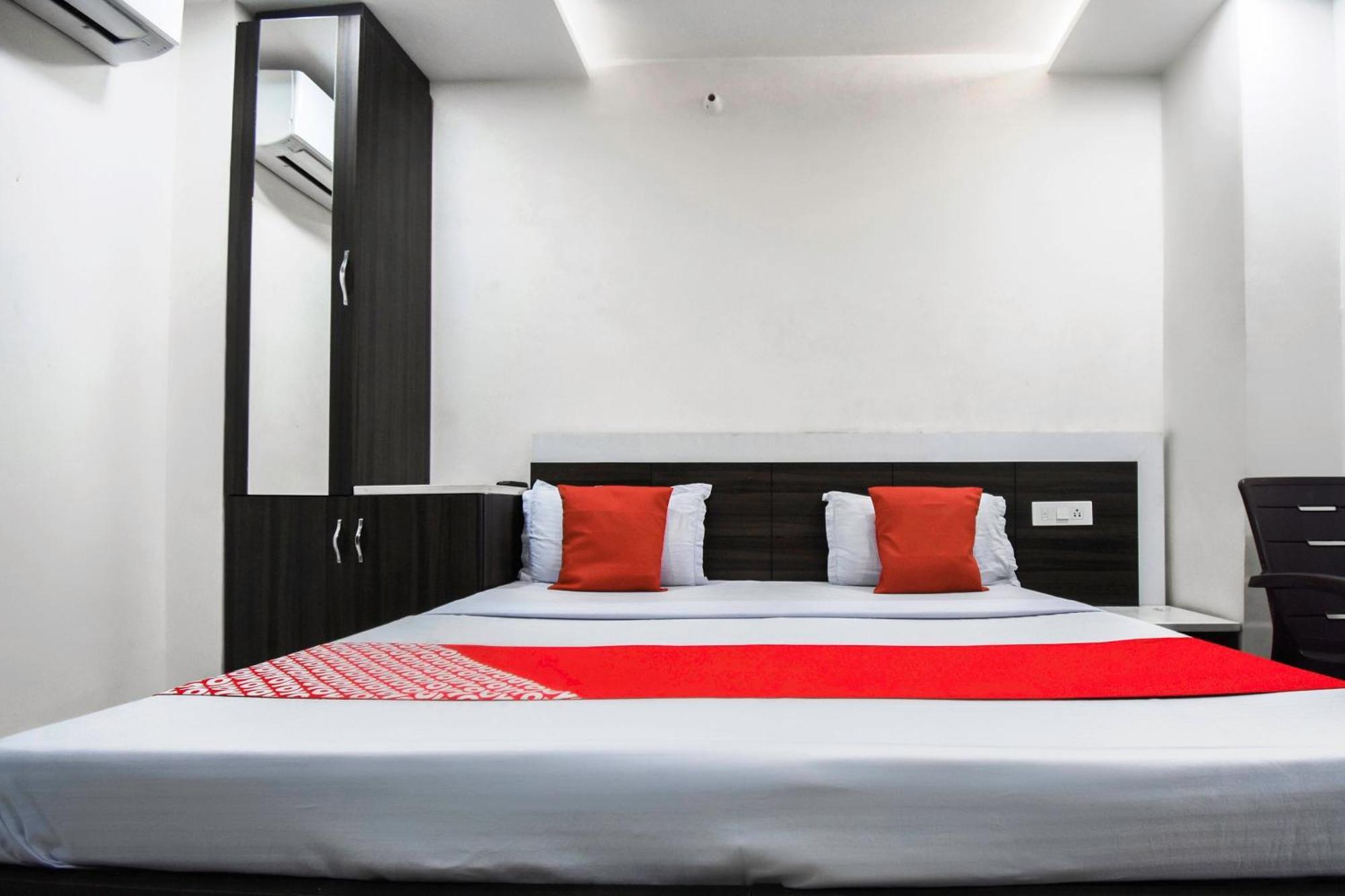Hotel O Shangri-La-Inn Ludhiana Eksteriør billede